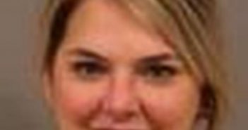 KAYLA YOUNG | 2017-12-14 00:02:00 Cayuga County, New York Booking