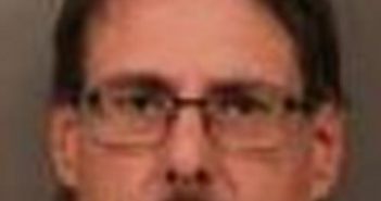 SCOTT RAYMOND | 2017-12-14 00:02:00 Cayuga County, New York Booking