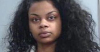 MYKALA JUSTICE | 2017-12-15 10:15:00 Fayette County, Kentucky Booking