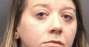 JENNIFER SWINK | 2017-12-15 08:58:00 Rowan County, North Carolina Booking
