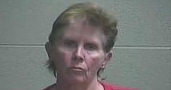 CAROLYN MULLINS | 2017-12-15 02:26:00 Lincoln County, Tennessee Booking