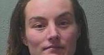 SARAH MOORE | 2017-12-16 03:51:00 Benewah County, Idaho Booking