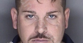 COMPTON, GREGORY ALLEN | 2017-12-18 04:59:00 Ellis County, Texas Booking