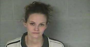 <B>JESSICA</B> L. <B>MEADOWS</B> #, Leslie County, Kentucky - 2017-12-18 03:29:00