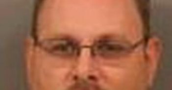 CHRISTOPHER DAVIS | 2017-12-18 23:47:00 Cayuga County, New York Booking