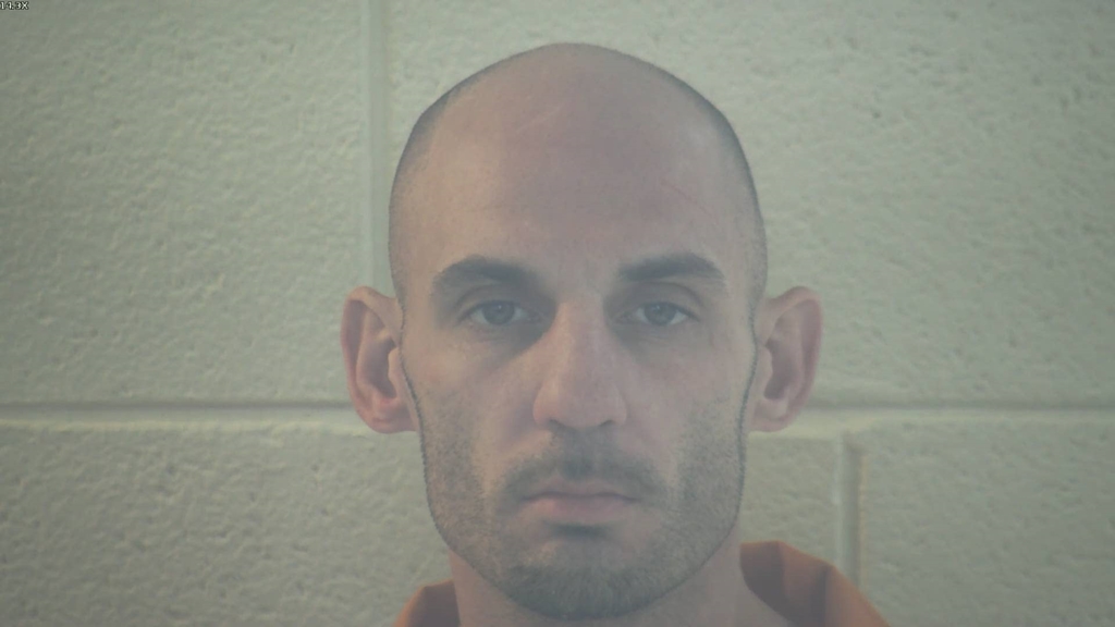 LEWIS G MULLINS #, Pulaski County, Kentucky - 2017-12-18 19:18:00