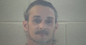 ROBERT E HALLMAN | 2017-12-19 22:58:00 Pulaski County, Kentucky Booking