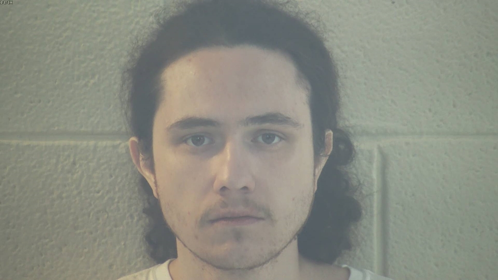 ADAM K BROWN #, Pulaski County, Kentucky - 2017-12-19 22:29:00