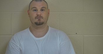 RONNIE RAY | 2017-12-20 20:25:00 Taylor County, Kentucky Booking