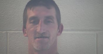 DENNIS JR GOFF | 2017-12-20 02:08:00 Pulaski County, Kentucky Booking