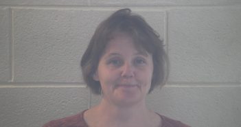HEATHER MICHELLE SHROUT | 2017-12-21 11:08:00 Pulaski County, Kentucky Booking