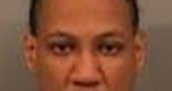 DEVON THOMAS | 2017-12-22 07:52:00 Cayuga County, New York Booking