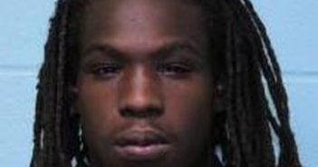 JOHN BRISCOE | 2017-10-24 07:20:00 Lenoir County, North Carolina Booking