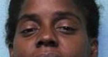 NICKY CARMON | 2017-10-26 23:55:00 Lenoir County, North Carolina Booking