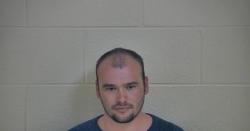 ROBERT O DEERING | 2017-12-27 23:23:00 Taylor County, Kentucky Booking