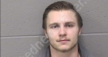 HICKS, AUSTIN THOMAS | 2018-01-01 03:40:00 Crawford County, Kansas Booking