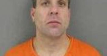 LOREN CRAMBLIT | 2018-01-03 14:28:00 Marion County, Iowa Booking