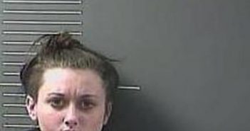 SHELBY NIECE | 2018-01-04 12:04:00 Johnson County, Kentucky Booking