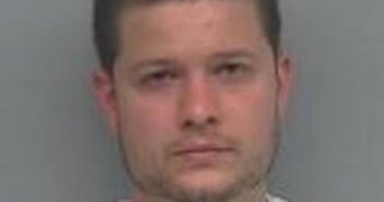 JONATHAN BRACKNEY | 2018-01-04 02:36:00 Floyd County, Indiana Booking