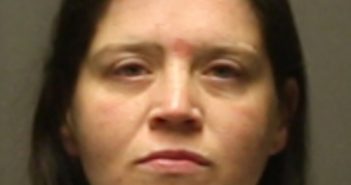 APRIL LYNNE COLEMAN | 2018-01-07 00:52:00 Perry County, Missouri Booking