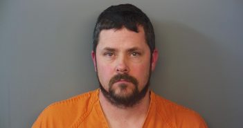 DUSTIN LEVI HOSTETLER | 2018-01-28 01:13:00 Hendricks County, Indiana Booking
