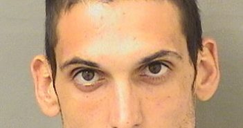 <B>HERNANDEZ</B>, CHRISTOPHER <B>MICHAEL</B> #, Palm Beach County, Florida - 2018-02-12 01:04:00
