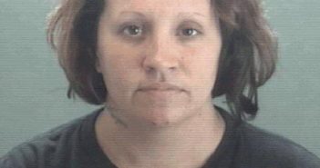 HINTON, AMANDA HOWARD | 2018-02-20 Onslow County, North Carolina Booking