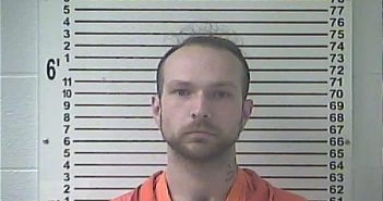 JOSEPH BRADY SMITH | 2018-03-01 11:23:00 Hardin County, Kentucky Booking