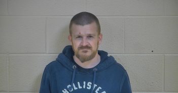 DEREK RAY HARMON | 2018-03-07 01:25:00 Taylor County, Kentucky Booking