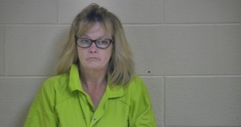 LISA A SNOW | 2018-03-07 17:35:00 Taylor County, Kentucky Booking