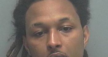 <B>HAYDEN</B>, <B>DEVANTE</B> #, Lee County, Florida - 2018-03-12 22:25:00