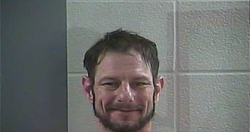 <B>ROBERT</B> <B>K</B> <B>OWEN</B> #, Laurel County, Kentucky - 2018-03-13 19:13:00