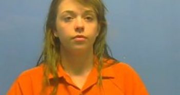 VANESSA LYNN BROWN-POTTS | 2018-03-18 23:46:00 Johnson County, Arkansas Booking