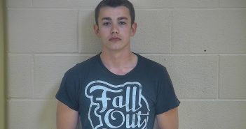 DILLON H CREASON | 2018-03-18 19:54:00 Taylor County, Kentucky Booking