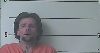 KIRBY D. BOGGS | 2018-03-19 23:07:00 Boyd County, Kentucky Booking