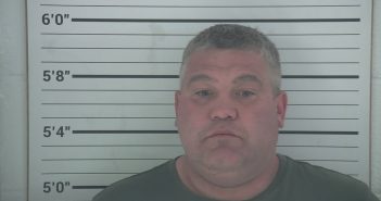 <B>CHARLES</B> <B>LEE</B> <B>ROBERTS</B> #, Campbell County, Kentucky - 2018-04-02 20:42:00