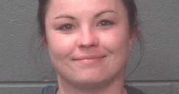 WATSON, SAMANTHA NICOLE | 2018-04-09 Onslow County, North Carolina Booking