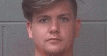 TRAVIS, DAKOTA THOMAS | 2018-04-10 Onslow County, North Carolina Booking