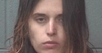 EDWARDS, BRITTANY ANN | 2018-04-11 Onslow County, North Carolina Booking
