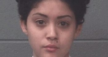 BONILLA, EVELYN NICOLE | 2018-04-11 Onslow County, North Carolina Booking