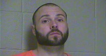 JASON A ROWLAND | 2018-04-13 15:36:00 Woodford County, Kentucky Booking