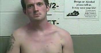 <B>DERRICK</B> <B>SCOTT</B> <B>CARPENTER</B> #, Whitley County, Kentucky - 2018-04-13 00:43:00