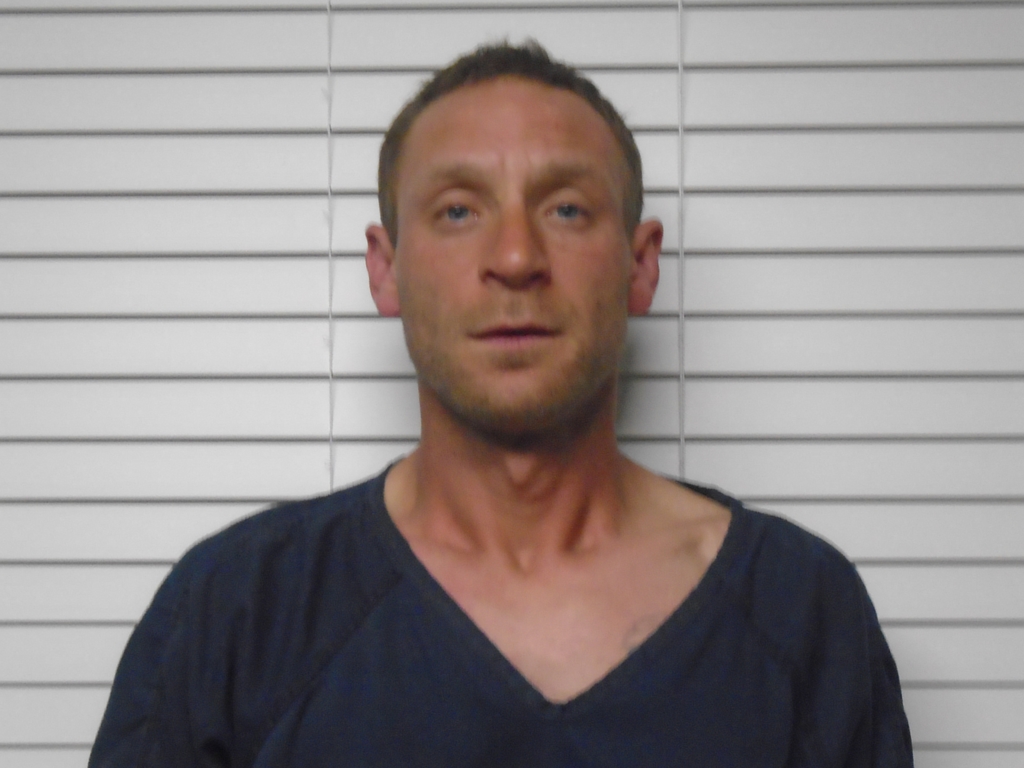DUSTIN JAMES KING #, Christian County, Missouri - 2018-04-20 21:41:00