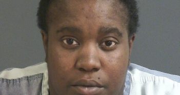 ROBINSON, MICHELLE JASMINE | 2018-04-22 03:00:00 Charleston County, South Carolina Booking