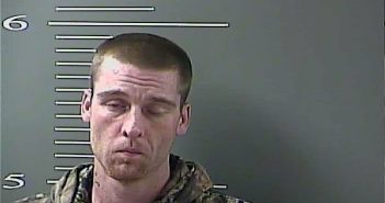 <B>JOSHUA</B> <B>WAYNE</B> <B>JONES</B> #, Big Sandy, Kentucky - 2018-04-22 03:28:00