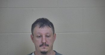 ERNEST JONES | 2018-04-24 13:54:00 Taylor County, Kentucky Booking