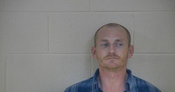 JOHNNY FRANKS | 2018-04-24 17:00:00 Taylor County, Kentucky Booking