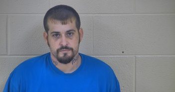 KYLE COMBS | 2018-04-24 16:18:00 Taylor County, Kentucky Booking