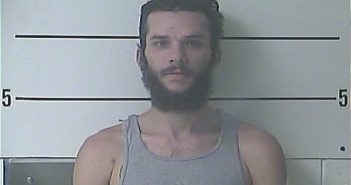 STETSON L GIPSON | 2018-05-17 17:42:00 Boyd County, Kentucky Booking
