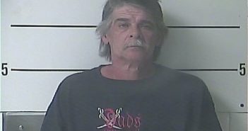 KERMIT E. LITTERAL | 2018-05-17 12:59:00 Boyd County, Kentucky Booking